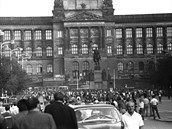 Na Václavském námstí se v srpnu 1968 proti vpádu Sovt hojn protestovalo.