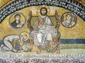 Z mozaik v chrámu je patrné, e Hagia Sofia pvodn slouila byzantským...