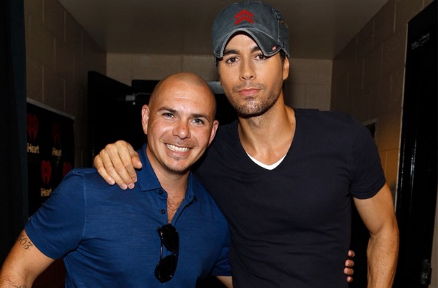 Pitbull a Enrique Iglesias