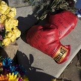 Muhammad Ali zemřel počátkem června ve věku 74 let.