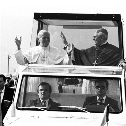 Jan Pavel II. poprv navtvil Slovensko ji v roce 1990. O jeho tlesnch...
