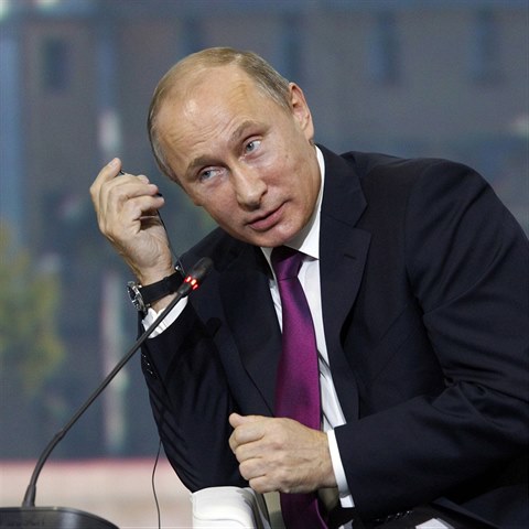 Vladimir Putin si hraje na chlapka. Nyn ale omylem piznal slabost.