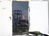 Interiér ubytovny byl nenávratn znien plameny.