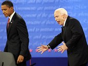 Souboj Obamy s McCainem o keslo prezidenta USA  ml i humorné momenty.
