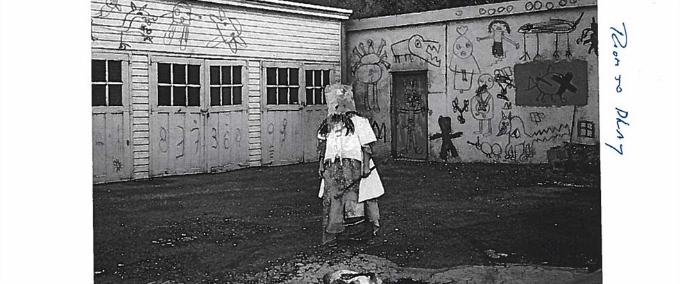 Obrázky nalezené na rani Neverland nahánjí hrzu.