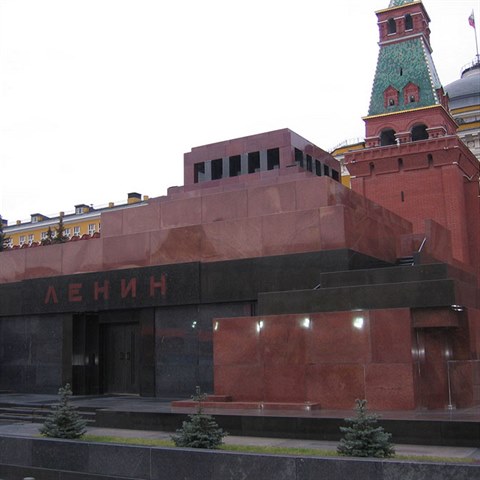 Mramorov mauzoleum Vladimra Iljie Lenina v Moskv se stalo terem vniknut...