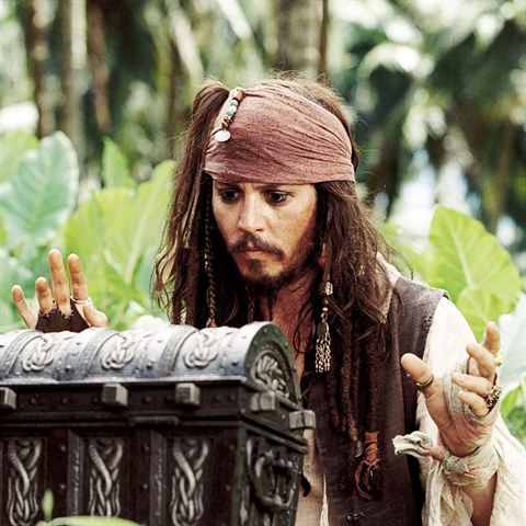 Jako potrhl� pir�t Jack Sparrow u div�k� zabodoval.