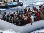 K útoku dolo poté, co v uplynulém týdnu do Itálie dorazilo pes 4500 uprchlík.