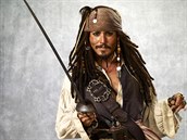 Depp v roli sexy piráta Jacka Sparrowa.