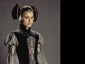 Natalie Portman coby krásná Padmé Amidala z Hvzdných válek.