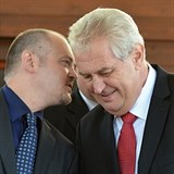Hašek se přátelí s prezidentem Zemanem. Toho chtěl využít ke svržení Bohuslava...