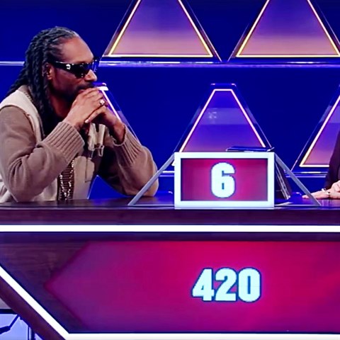 Snoop Dogg, pověstný svou vášní pro marihuanu, v televizní soutěži hodně...