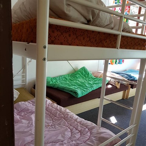 V tomhle spaly mal� d�ti.