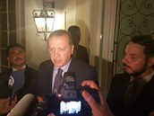 Prezident Erdogan hledal v noci azyl, ádal o nj Nmecko i Rusko.