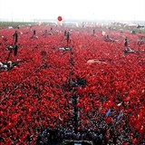 Na istanbulské náměstí Yenikapi dorazil neuvěřitelný milion podporovatelů...