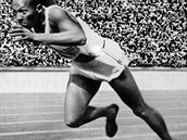 Americký atlet Jesse Owens.