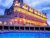 Ptihvzdikový hotel Palais ve francouzském letovisku Biarritz vznikl ze...
