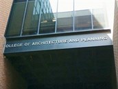 Hlavní plánova fakulty architektury a plánování asi dostal padáka nebo se el...