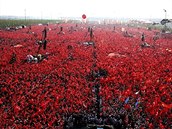 Na istanbulské námstí Yenikapi dorazil neuvitelný milion podporovatel...