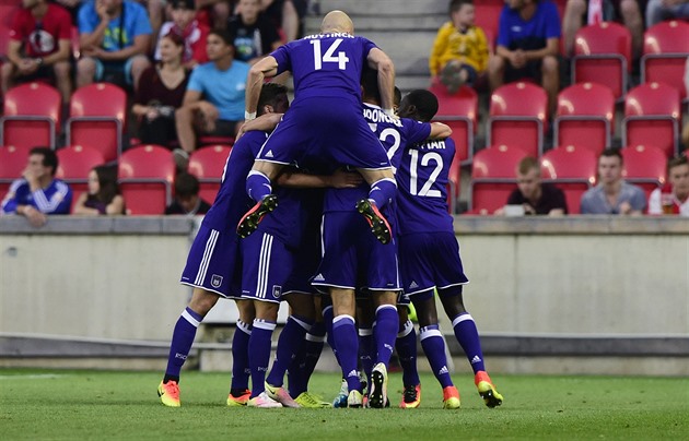 Anderlecht Brusel na Slavii jasn dominoval.