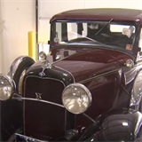 Na sklad byl ale tak Ford Model B z roku 1932.