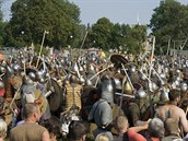 Pravá vikingská bitva se tem istovkami bojovník eká v Keovicích.