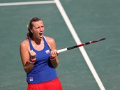 Petra Kvitová slaví, postoupila do tvrtfinále olympijského turnaje v Riu.