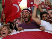 Turci po pui prohlaují, e jsou za Erdogana ochotní i zemít..
