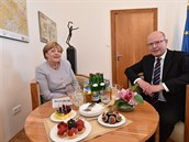 Bohuslav Sobotka pivítal Angelu Merkelovou.