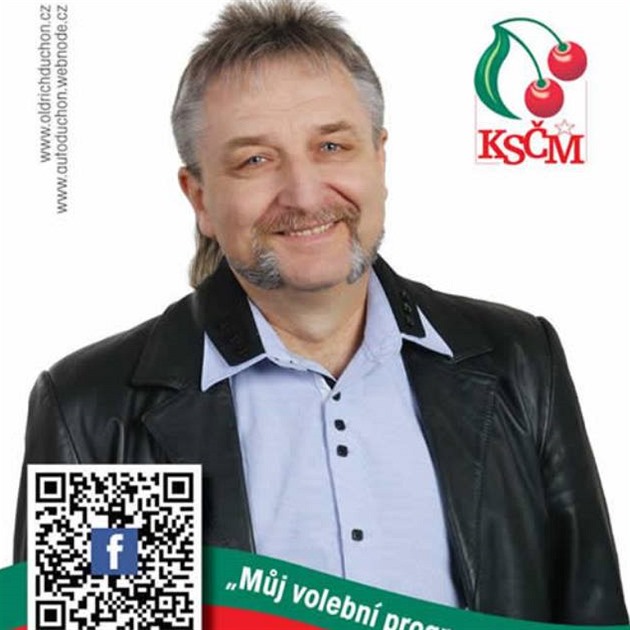 Mullet Oldicha Duchon je nezbytnou výbavou komunisty, jeho knír je ale velkou...