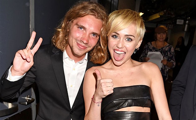 Miley Cyrus a Jesse Helt