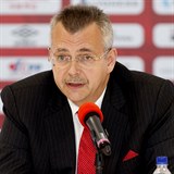 Jaroslav Tvrdík se jako vždy pustil v kauze nového trenéra Slavie do slovních...