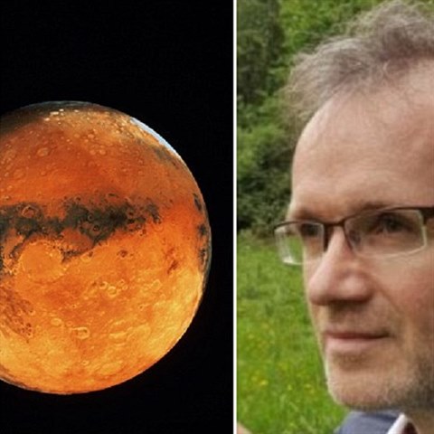 Brit Philip Davies o sob tvrd, e je vlastnkem planety Mars. Sv tvrzen...