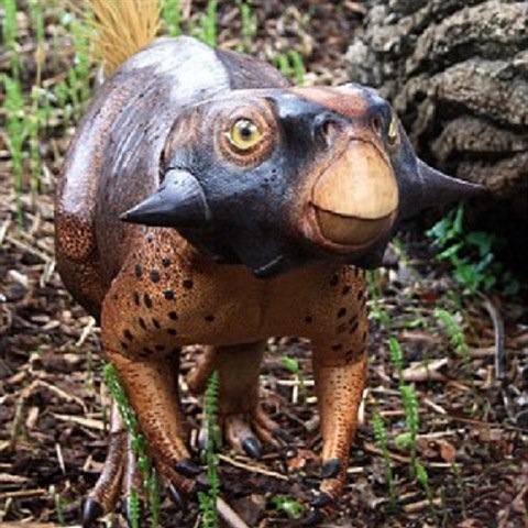 Psittacosaurus byl podle vdc velk asi jako vt pes a byl i podobn...