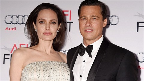 Angelina podala ádost o rozvod s Bradem Pittem. 