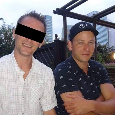 Zdenk (vpravo) se svm spolubydlcm Romane Blaoviem. K incidentu dolo jen 100 metr od jejich bytu.