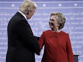 Hillary a Trump se utkali v první debat prezidentských kandidát.