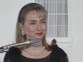 Clintonová v 90. letech oznaila Flowersovou za lháku a podvodnici. Pesto ale...