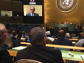 Zahájení jednání Valného shromádní OSN. Andrea Bocelli zapl árii Nessun...