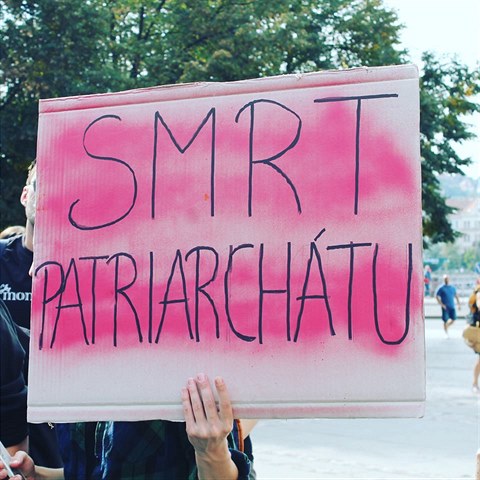 ern protest proti zkazu potrat v Praze.