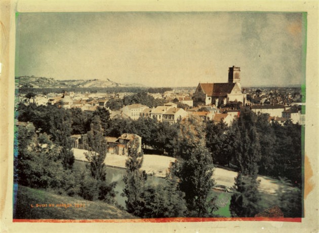 Prvn barevnou fotografii krajiny podil Louis Arthur Ducos du Hauron.