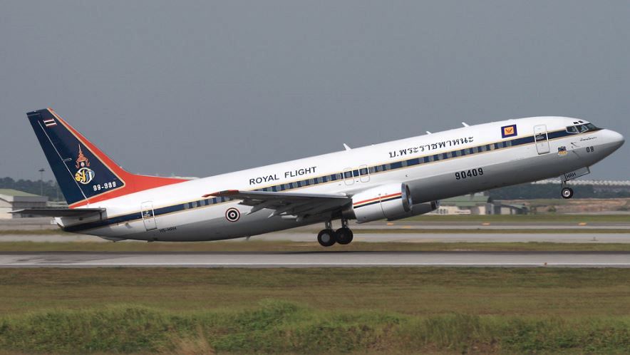 Thajský princ ml vlastní Boeing, ale ten mu byl zabaven Nmci, kterým dluil...