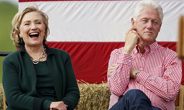 Hillaryin nabit program akn kampa sedmdestiletho Billa jist vysiluj.