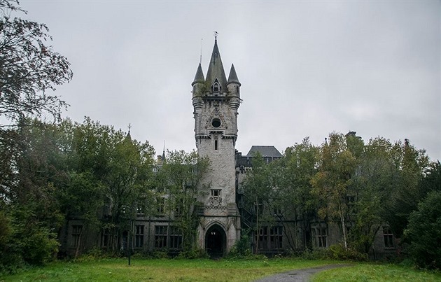 Belgický zámek Miranda je asi nejznámjí oputnou stavbou na svt. Nkdejí...