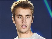 Justin Bieber zpsobil v Manchesteru poádné pozdviení. Diváci ho vypískali.