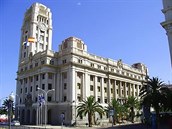 Autonomní vláda ostrov sídlící v mst Santa Cruz na Tenerife oznaila...