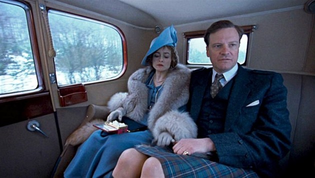 Krlova e: Colin Firth jako krl Ji VI. ml na sob kilt z irskho tartanu....