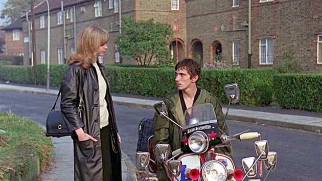 Film Quadrophenia o nenvisti mezi rockery a tzv. Mods se odehrv v 60....