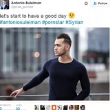 Syrsk pornoherec je populrn i na socilnch stch.