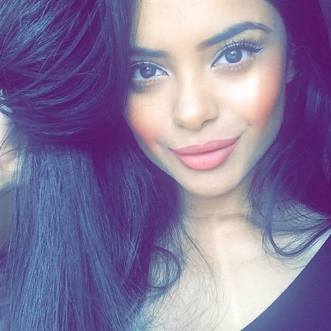 Afshan Azad je ve skutenosti mnohem krsnj ne ve filmu.